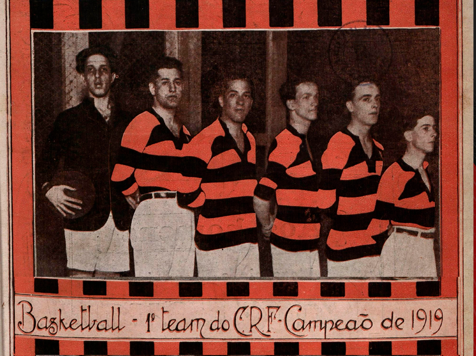 Foto do primeiro time do Flamengo campeão de basquete em 1919